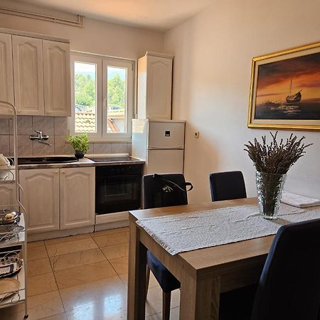 Apartment With Swimming Pool ييلسا المظهر الخارجي الصورة