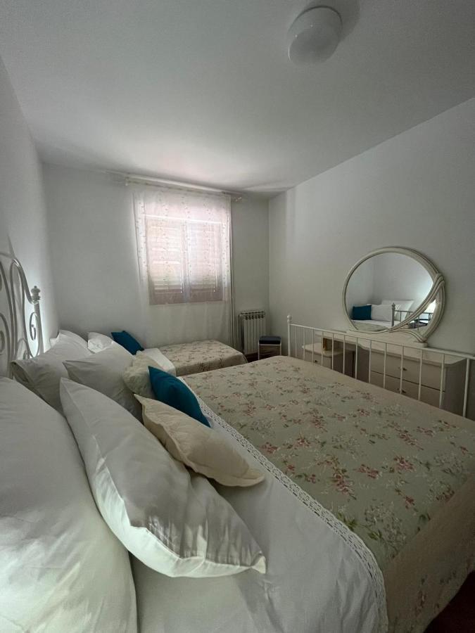 Apartment With Swimming Pool ييلسا المظهر الخارجي الصورة